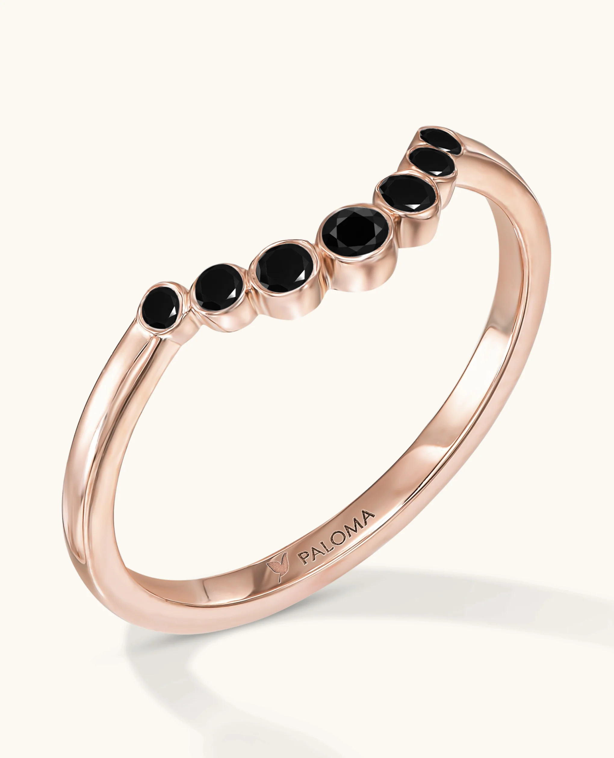 Noir Crescent Graduated Bezel Ring - Image 5
