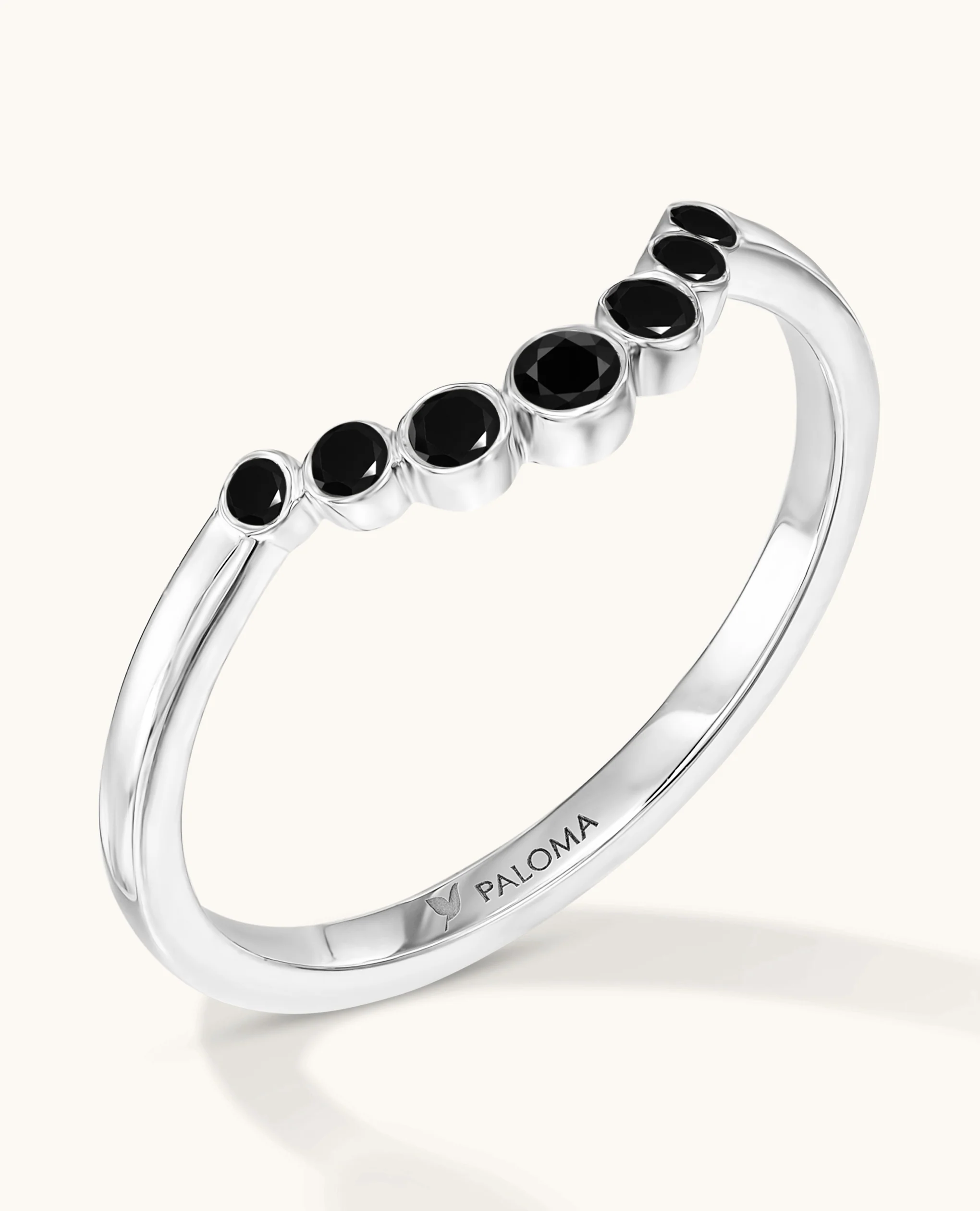 Noir Crescent Graduated Bezel Ring - Image 7